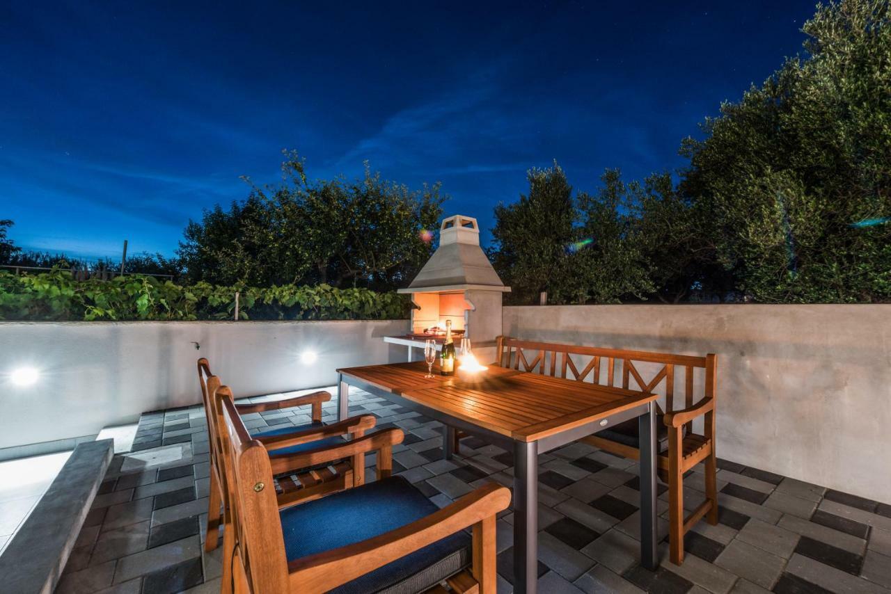 Luxury Home Polo Бибине Екстериор снимка